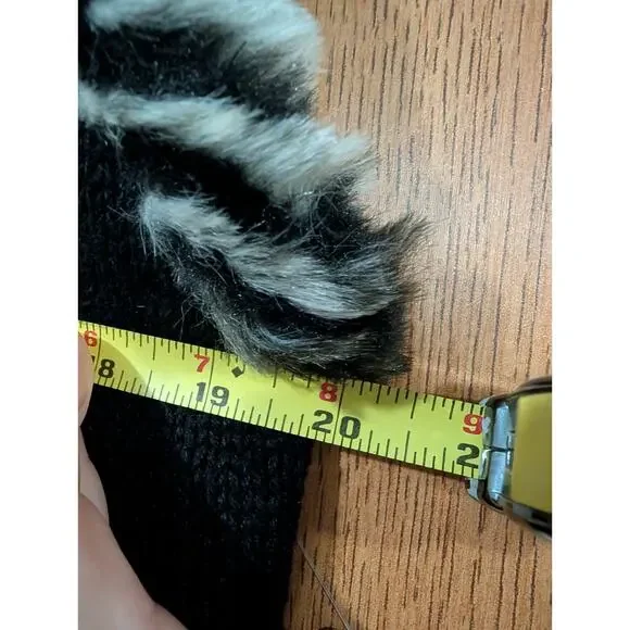 New Directions Black Cable Knit w/ Faux Fur Trim - Large *NWT $46* - Picture 8 of 9